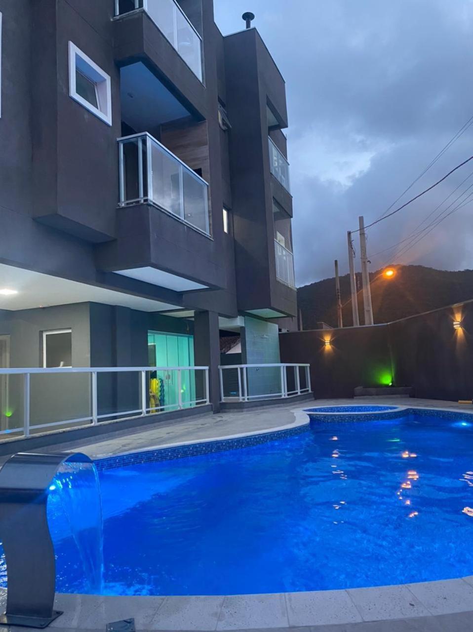 Apartamento de 2 Quartos