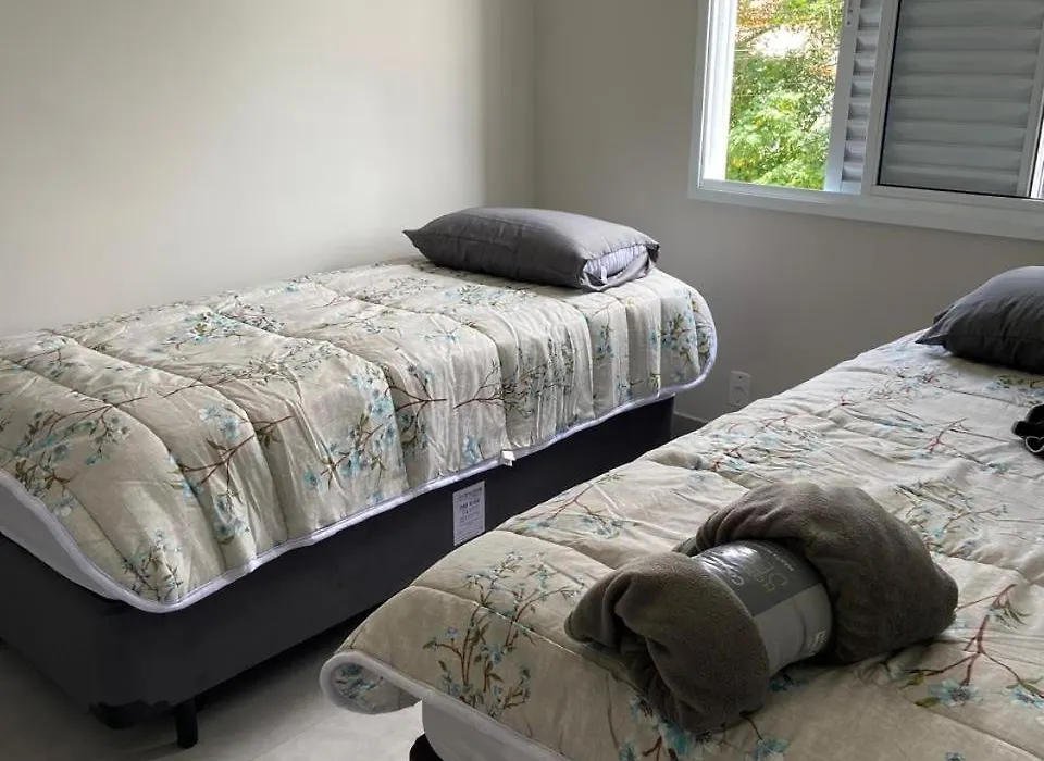 Apartamento Maranduba - 600 m da praia-1